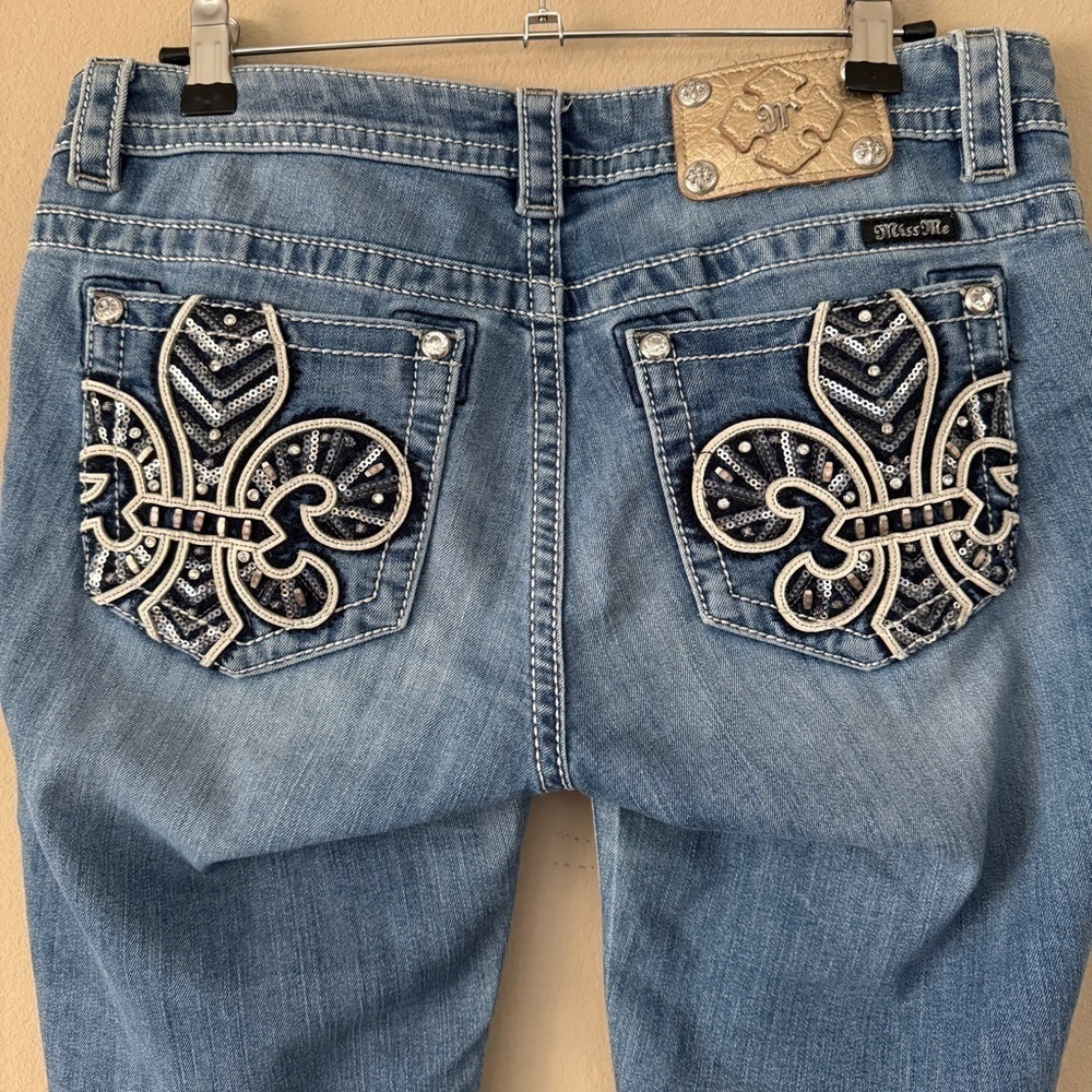 Miss Me Fleur De Lis Mid Rise Boot Cut Blue Jeans Size 29